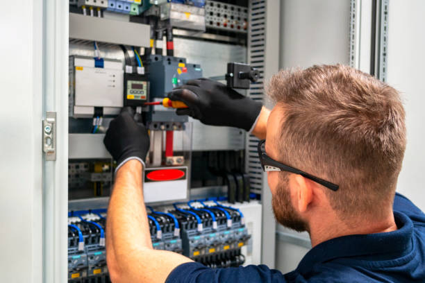 Best Local Electrician Companies  in Snellville, GA